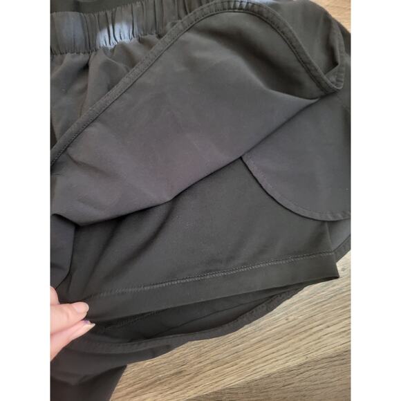 NIKE Dri Fit Women's Black Running Layered Athletic Shorts L Fly away sides - Picture 5 of 6